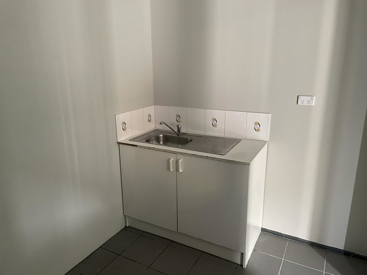 Click to view all images 1/300 Macaulay Road North Melbourne VIC 3051 - Image 3