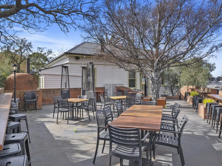 Click to view all images 7 Maria Street Swansea TAS 7190 - Image 3