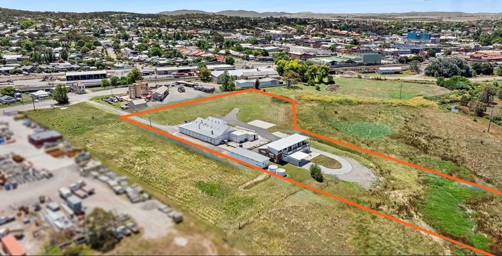 Click to view all images 21 Braidwood Road Goulburn NSW 2580 - Image 1