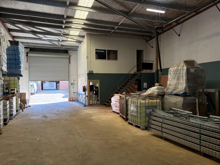 Click to view all images 7/69 Truganina Road Malaga WA 6090 - Image 2