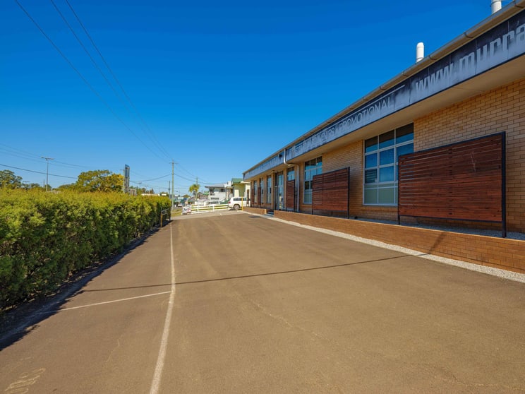 Click to view all images 51 Crescent Road Gympie QLD 4570 - Image 3
