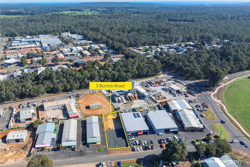 5 Burton Road Margaret River WA 6285 - Image 1