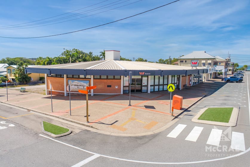 Click to view all images 16 Herbert Street Bowen QLD 4805 - Image 1