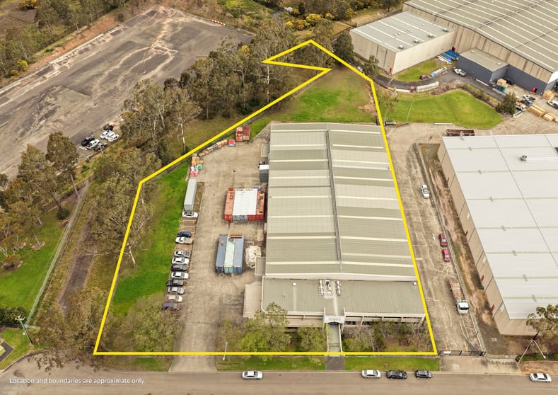 Click to view all images 6 Woods Close Huntingwood NSW 2148 - Image 2