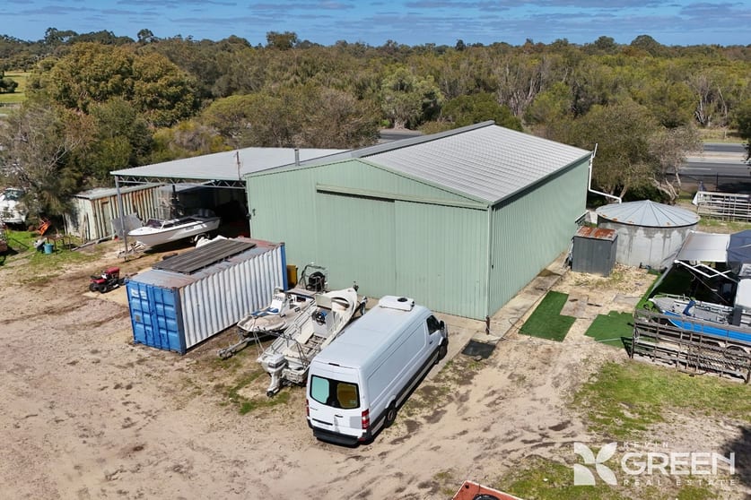 Click to view all images 54 Murray Bend Drive Ravenswood WA 6208 - Image 3
