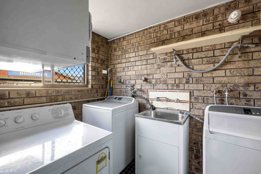 Click to view all images 190 Jacobs Drive Sussex Inlet NSW 2540 - Image 3