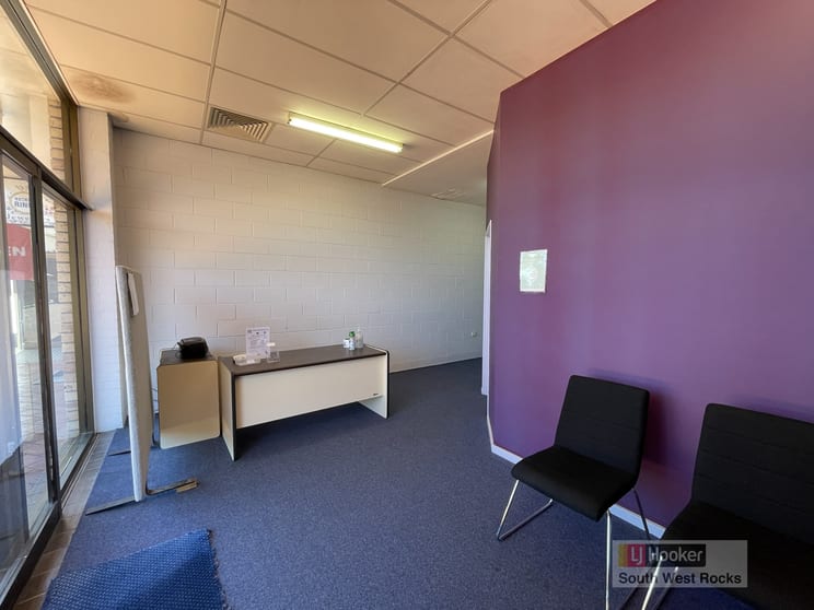 4/7 Paragon Avenue South West Rocks NSW 2431 - Image 3