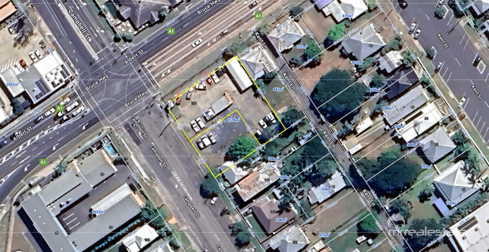 Click to view all images 37 Albert Street Rockhampton City QLD 4700 - Image 2