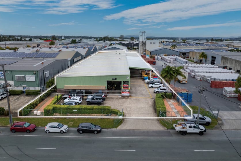 Click to view all images 21 Leonard Crescent Brendale QLD 4500 - Image 1