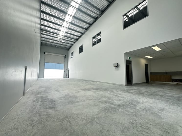 Click to view all images 12/2-18 Pippabilly Place Upper Coomera QLD 4209 - Image 2