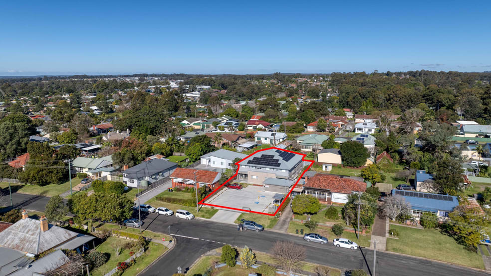 Click to view all images 82 Jervis Street Nowra NSW 2541 - Image 3