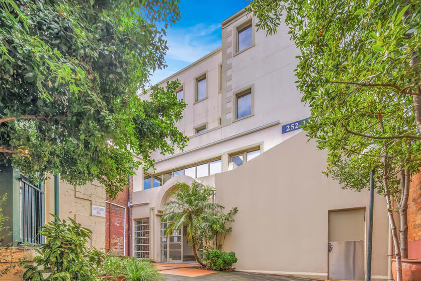 Ground Floor/252 Lygon Street Carlton VIC 3053 - Image 1