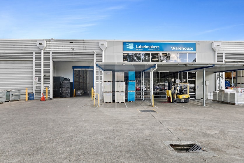 Click to view all images 2/1B REDBANK ROAD Northmead NSW 2152 - Image 1