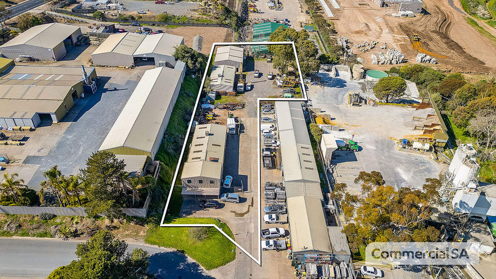 44 Roxburgh Avenue Lonsdale SA 5160 - Image 2
