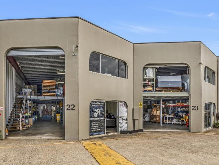 Click to view all images 22 & 23/231 Brisbane Road Biggera Waters QLD 4216 - Image 1