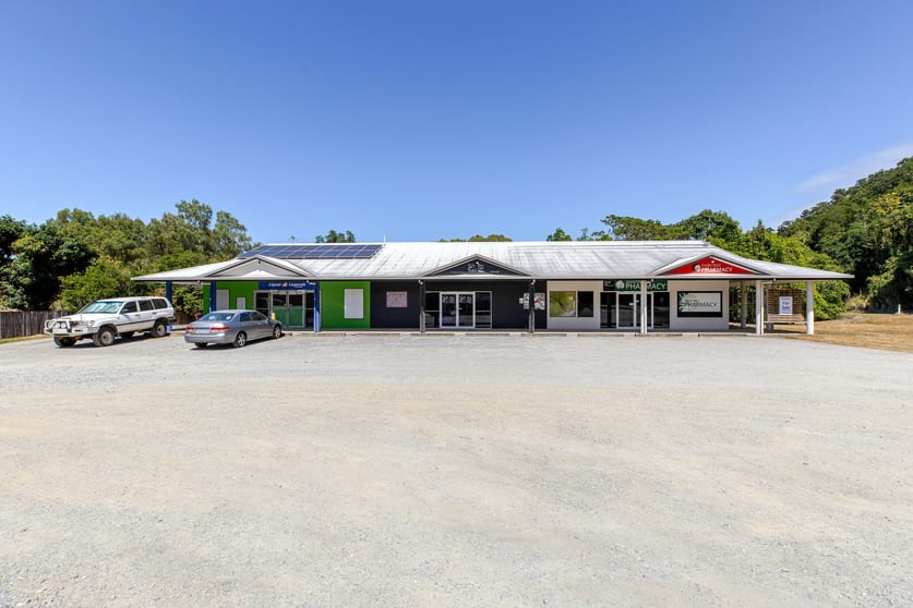 Click to view all images 1566 Mossman Daintree Road Wonga Beach QLD 4873 - Image 3