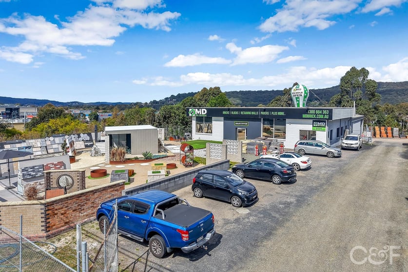 Click to view all images 87 Central Coast Highway West Gosford NSW 2250 - Image 1