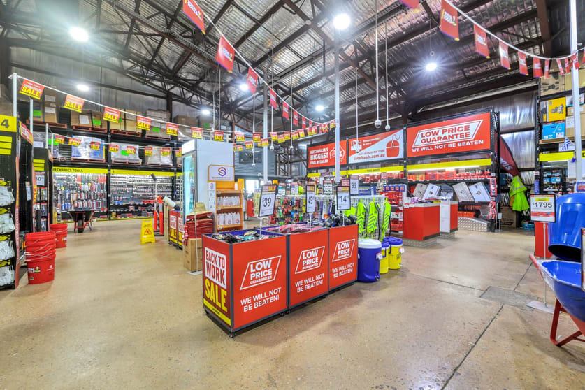 Click to view all images 518 Stuart Highway Winnellie NT 0820 - Image 3