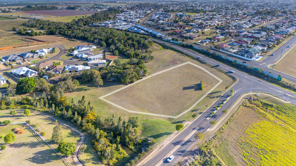 Click to view all images L200/2 Sienna Blvd Ashfield QLD 4670 - Image 1