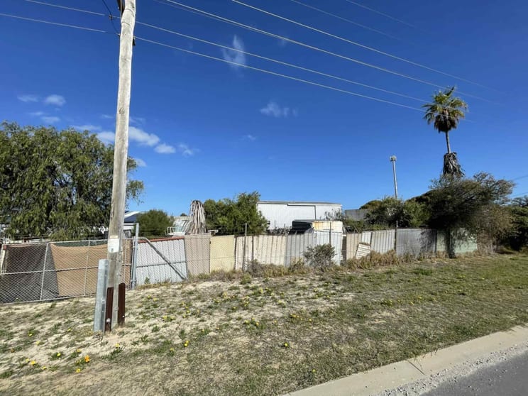 Click to view all images 10 Mullins Way Lancelin WA 6044 - Image 3