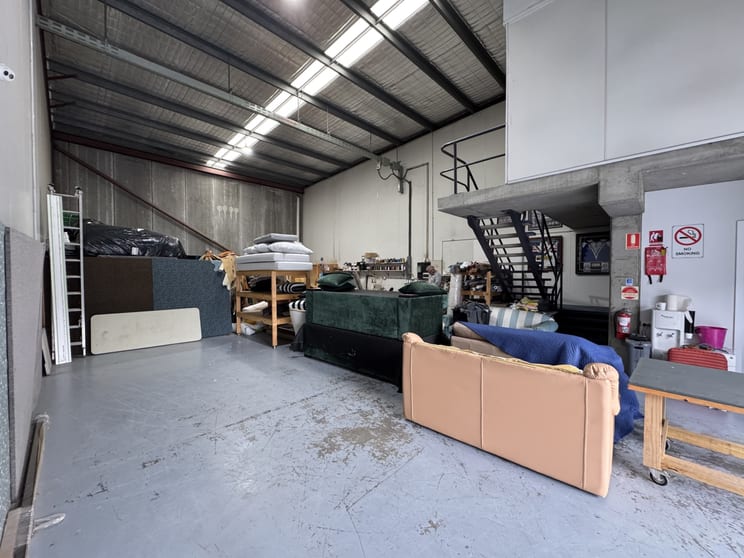 Click to view all images Unit 18/10-14 Yalgar Road Kirrawee NSW 2232 - Image 3