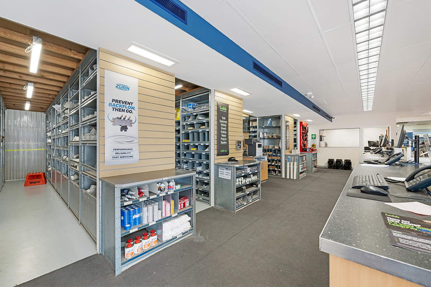 Click to view all images 21 Dickson Street Warrnambool VIC 3280 - Image 3