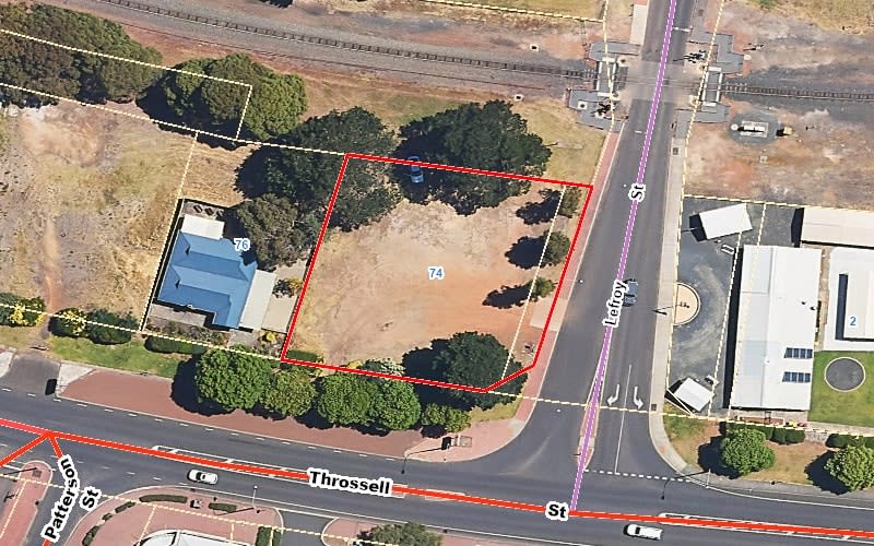 Click to view all images 74 Throssell Street Collie WA 6225 - Image 2