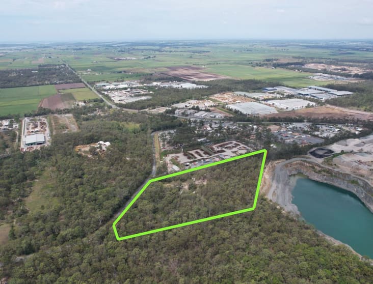 Click to view all images 71 Rotary Road Stapylton QLD 4207 - Image 2