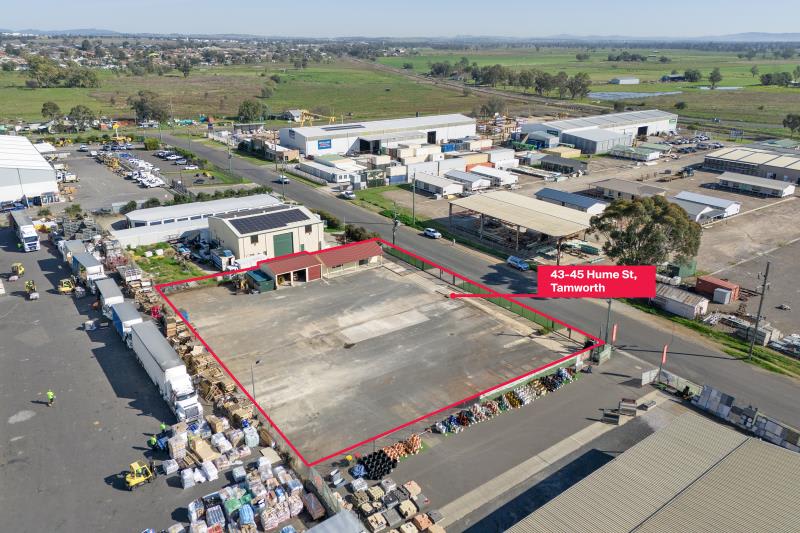 Click to view all images 43-45 Hume Street Tamworth NSW 2340 - Image 3