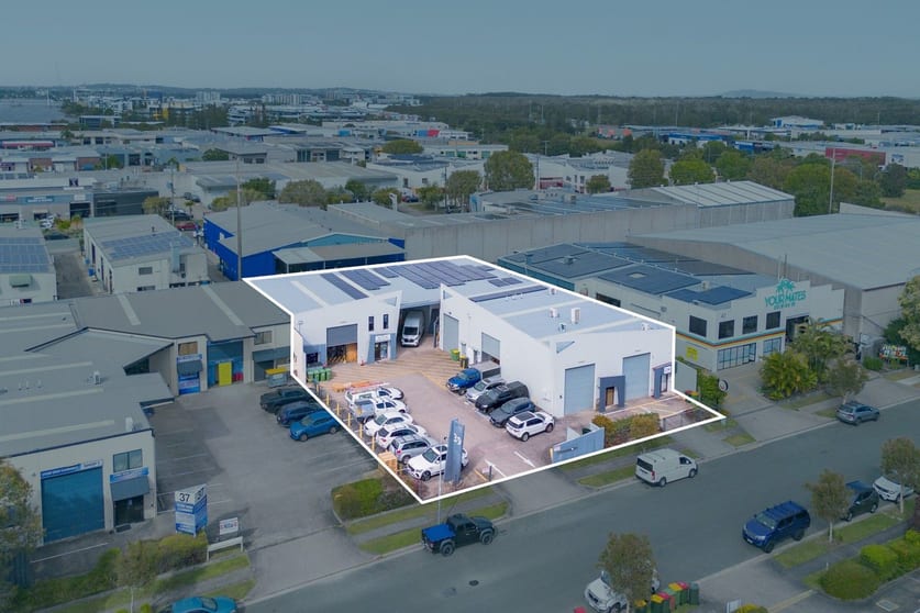 Click to view all images Unit 4/39 Technology Drive Warana QLD 4575 - Image 1
