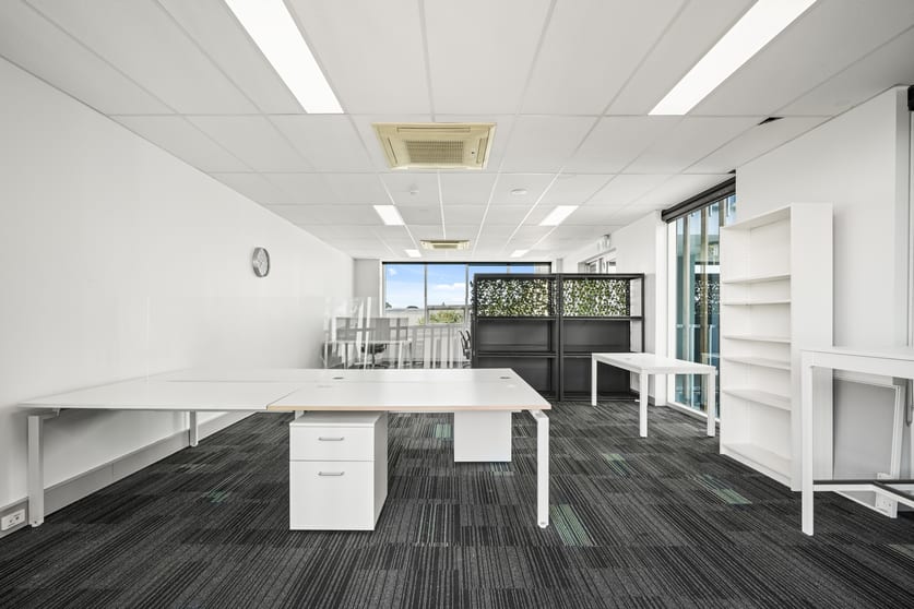 Click to view all images 206/75 Tulip Street Cheltenham VIC 3192 - Image 3