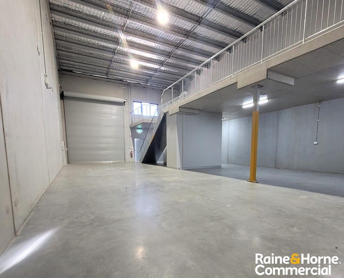 Click to view all images Unit 12/16 Drapers Road Braemar NSW 2575 - Image 3