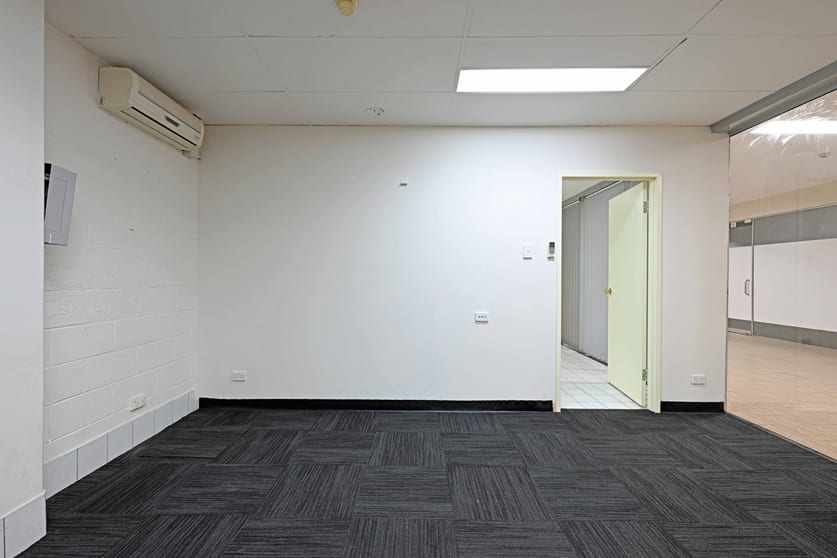 Click to view all images 14 & 15/Cavenagh Street Darwin City NT 0800 - Image 3