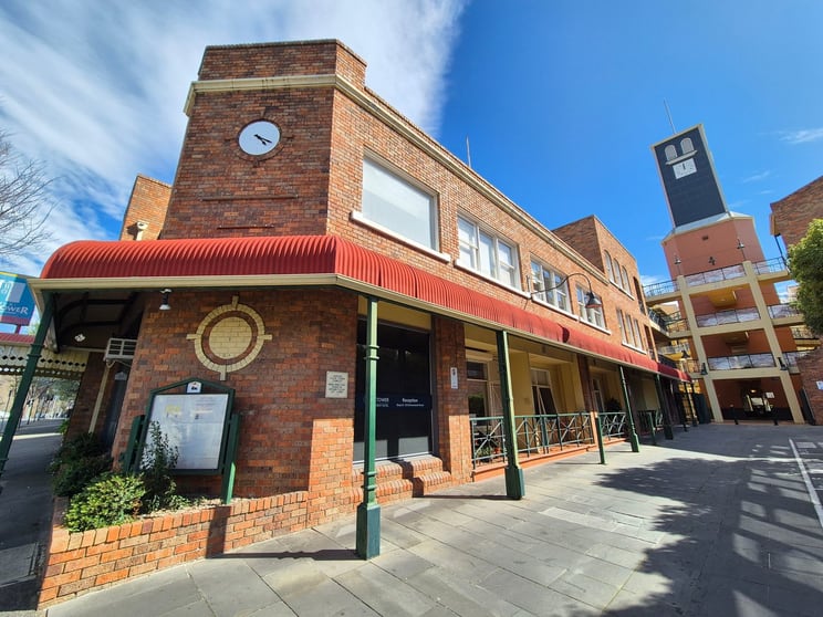 Click to view all images 276/255 Drummond Street Carlton VIC 3053 - Image 2
