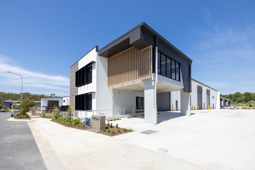 Click to view all images 1/94 Jardine Drive Redland Bay QLD 4165 - Image 1