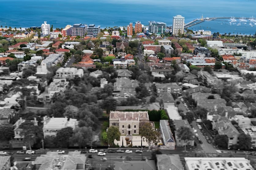 Click to view all images 51 Grey Street St Kilda VIC 3182 - Image 2