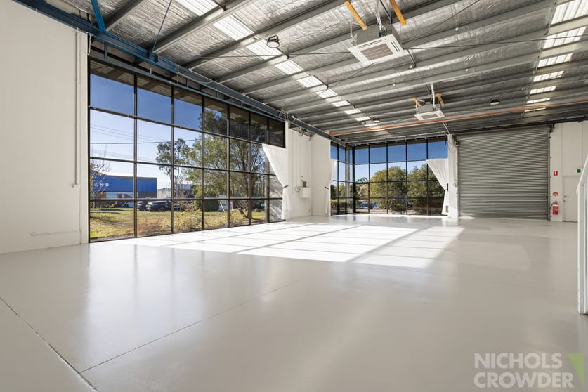 Click to view all images 1/14 Latham Street Mornington VIC 3931 - Image 2