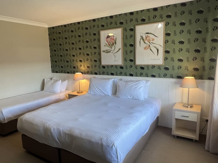 Click to view all images Jindabyne NSW 2627 - Image 3