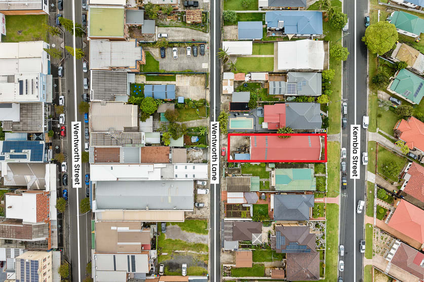 Click to view all images 14 Kembla Street Port Kembla NSW 2505 - Image 3