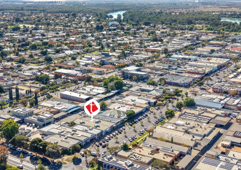 Click to view all images 153 Lime Avenue Mildura VIC 3500 - Image 3