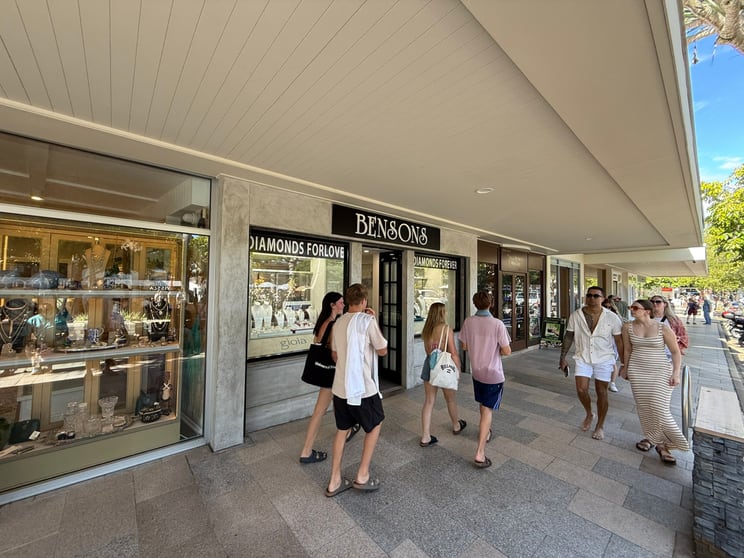3/41 Hastings Street Noosa Heads QLD 4567 - Image 3