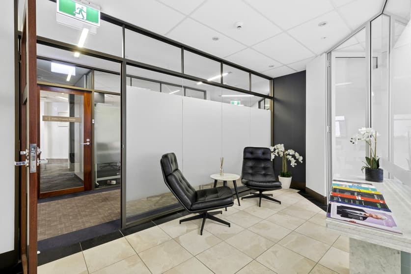 Click to view all images 902/66 Hunter Street Sydney NSW 2000 - Image 2