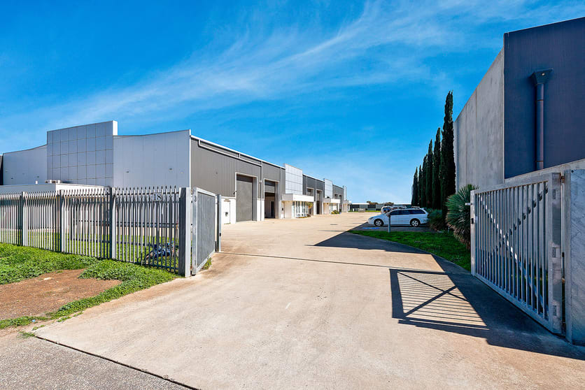 18 Farrow Circuit Seaford SA 5169 - Image 2