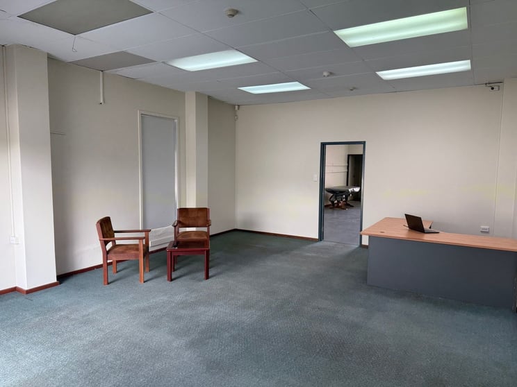 Click to view all images Unit 2/324 Great Eastern Highway Ascot WA 6104 - Image 2