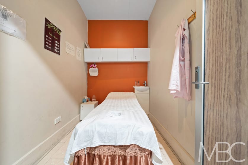 Click to view all images 4/24 Greenfield Parade Bankstown NSW 2200 - Image 3