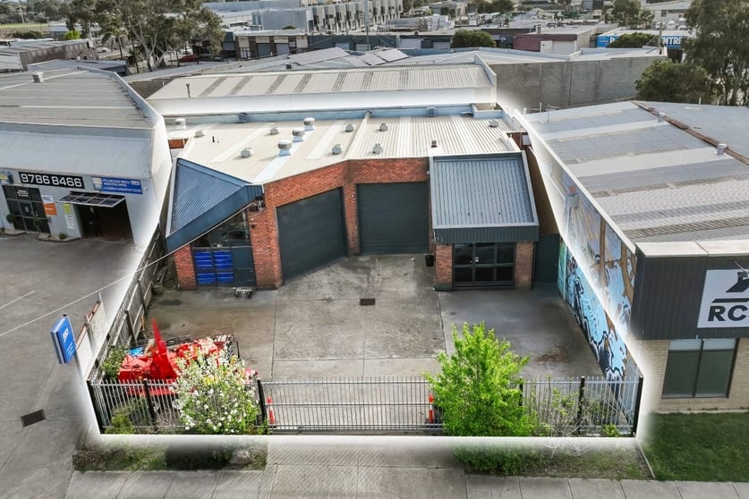 84 Bardia Avenue Seaford VIC 3198 - Image 2