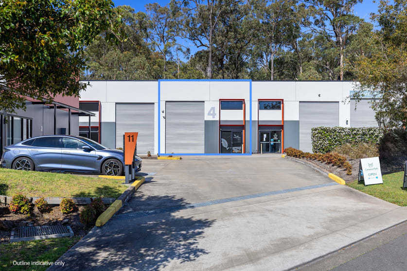 Click to view all images Unit 4, 11 Billbrooke Close Cameron Park NSW 2285 - Image 1
