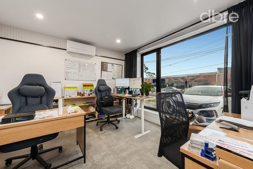 Click to view all images 2C Bricker Street Cheltenham VIC 3192 - Image 3