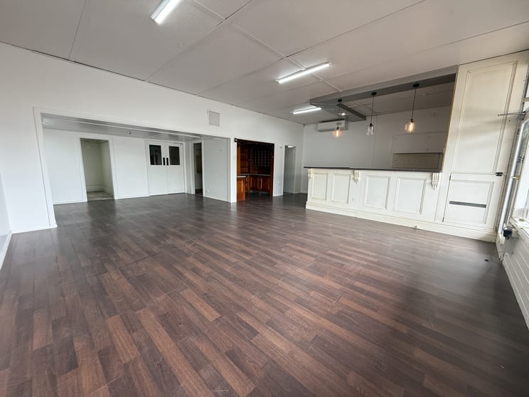 247 Fitzroy Street Dubbo NSW 2830 - Image 2