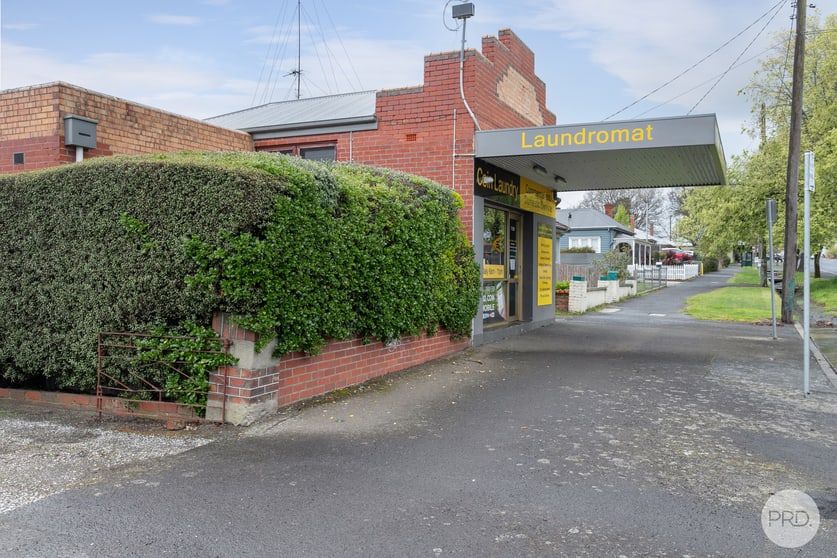 Click to view all images 710B Skipton Street Redan VIC 3350 - Image 2